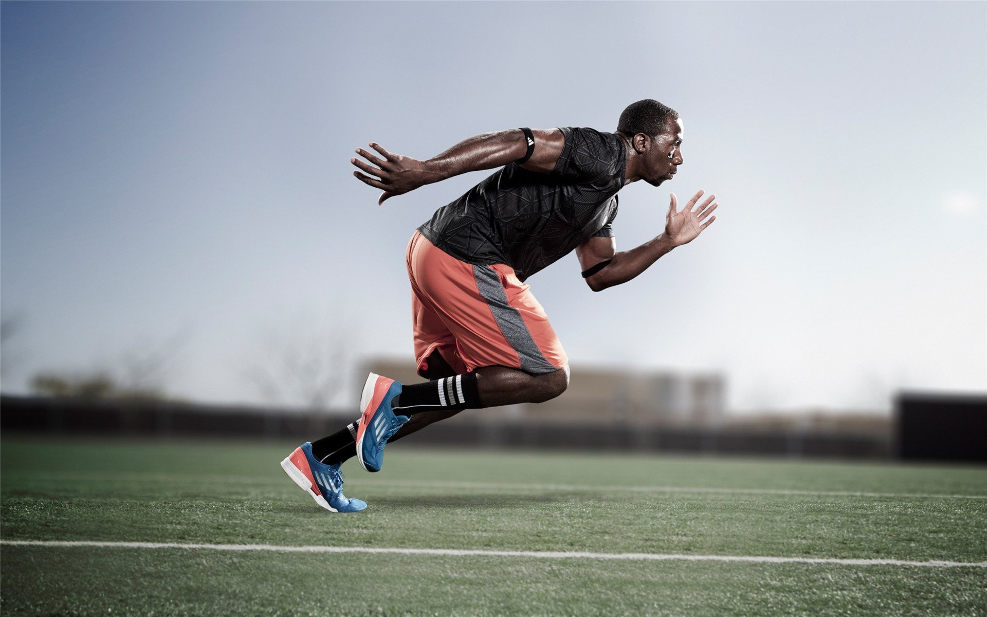 开云体育在线-马克西在焦点战证明自己，魔术力克广厦队，当个人英雄主义与团队篮球完美碰撞